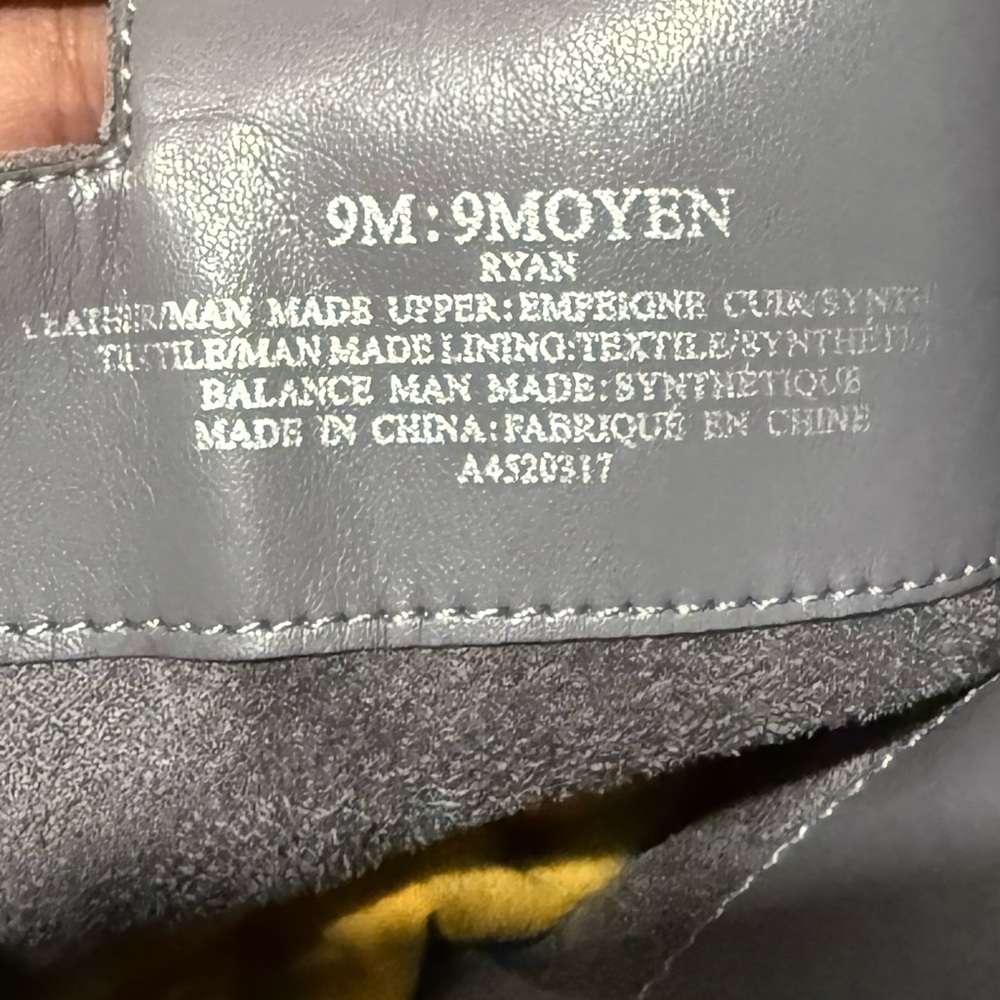 Halston Moyen Boots - Picture 7 of 7